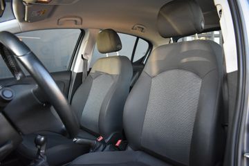 Voertuigafbeelding 7