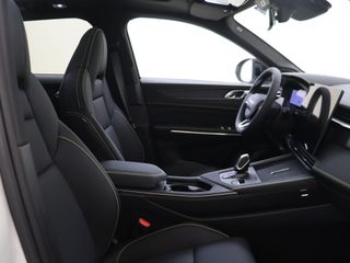 Voertuigafbeelding 12