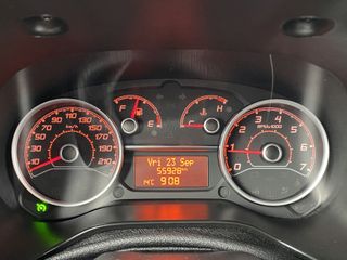 Voertuigafbeelding 10