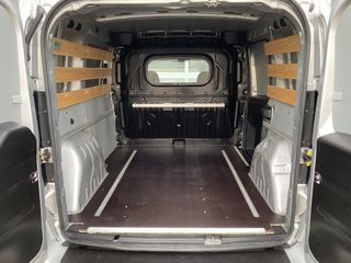 Voertuigafbeelding 21