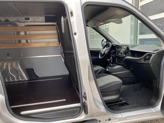 Voertuigafbeelding 7