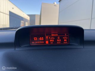 Voertuigafbeelding 16