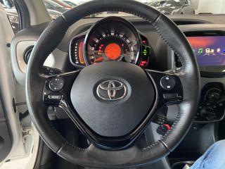 Voertuigafbeelding 16