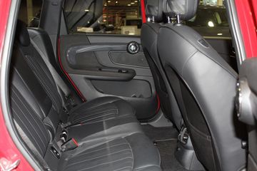 Voertuigafbeelding 6