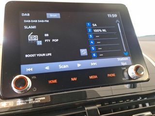 Voertuigafbeelding 12