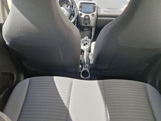 Voertuigafbeelding 8