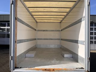 Voertuigafbeelding 18