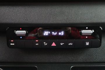 Voertuigafbeelding 48