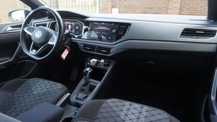 Voertuigafbeelding 24