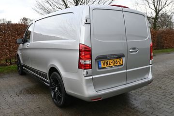 Voertuigafbeelding 4