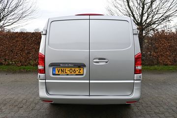 Voertuigafbeelding 5