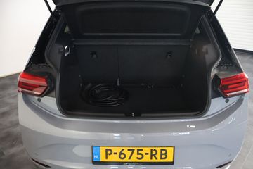 Voertuigafbeelding 12