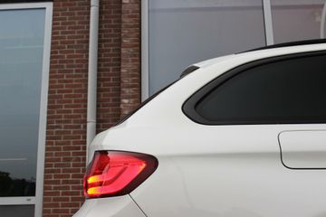 Voertuigafbeelding 46