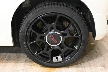 Voertuigafbeelding 14