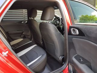 Voertuigafbeelding 7