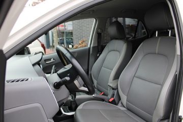 Voertuigafbeelding 7