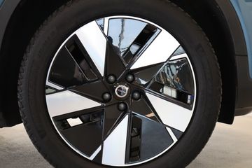 Voertuigafbeelding 6