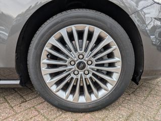 Voertuigafbeelding 12