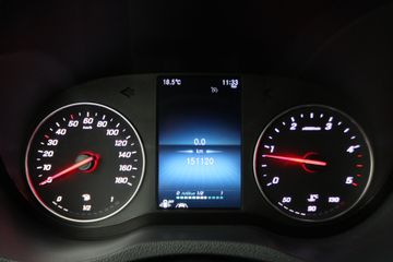 Voertuigafbeelding 3