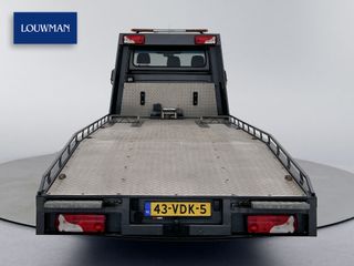 Voertuigafbeelding 12