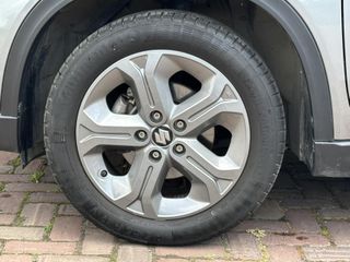 Voertuigafbeelding 11