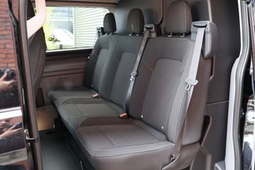 Voertuigafbeelding 12