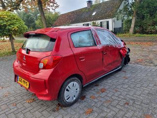 Voertuigafbeelding 4