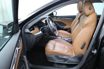 Voertuigafbeelding 3