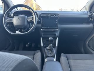 Voertuigafbeelding 5