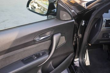 Voertuigafbeelding 36