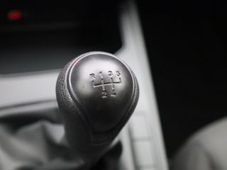 Voertuigafbeelding 24