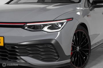 Voertuigafbeelding 8