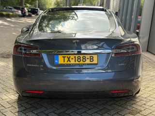 Voertuigafbeelding 12