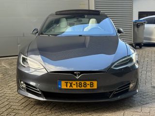 Voertuigafbeelding 6