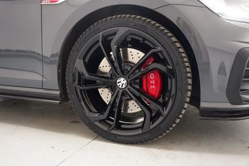 Voertuigafbeelding 32