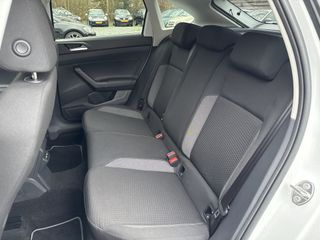 Voertuigafbeelding 19