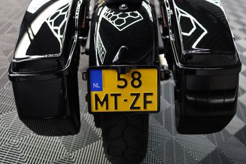 Voertuigafbeelding 4