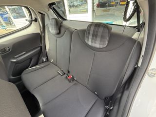 Voertuigafbeelding 35