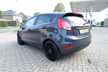 Voertuigafbeelding 5