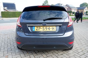 Voertuigafbeelding 6