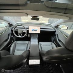 Voertuigafbeelding 10