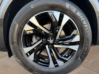 Voertuigafbeelding 16