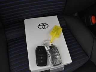 Voertuigafbeelding 12