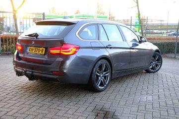 Voertuigafbeelding 2