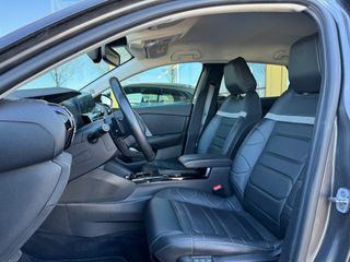 Voertuigafbeelding 12