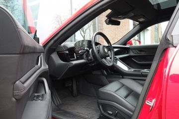 Voertuigafbeelding 5