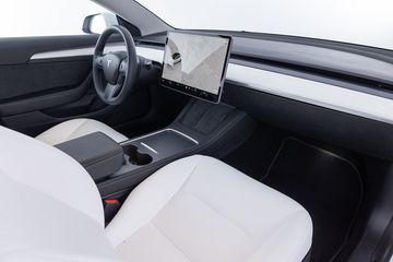 Voertuigafbeelding 3