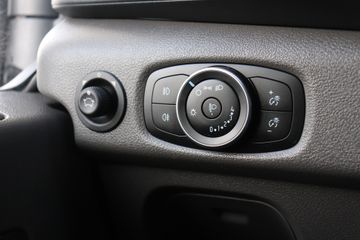 Voertuigafbeelding 13