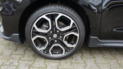 Voertuigafbeelding 8