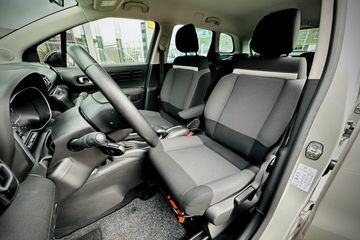 Voertuigafbeelding 13